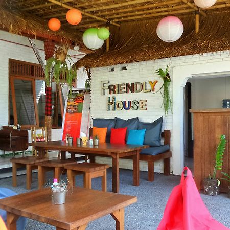 Friendly House Bali Hostel Ubud  Exterior photo